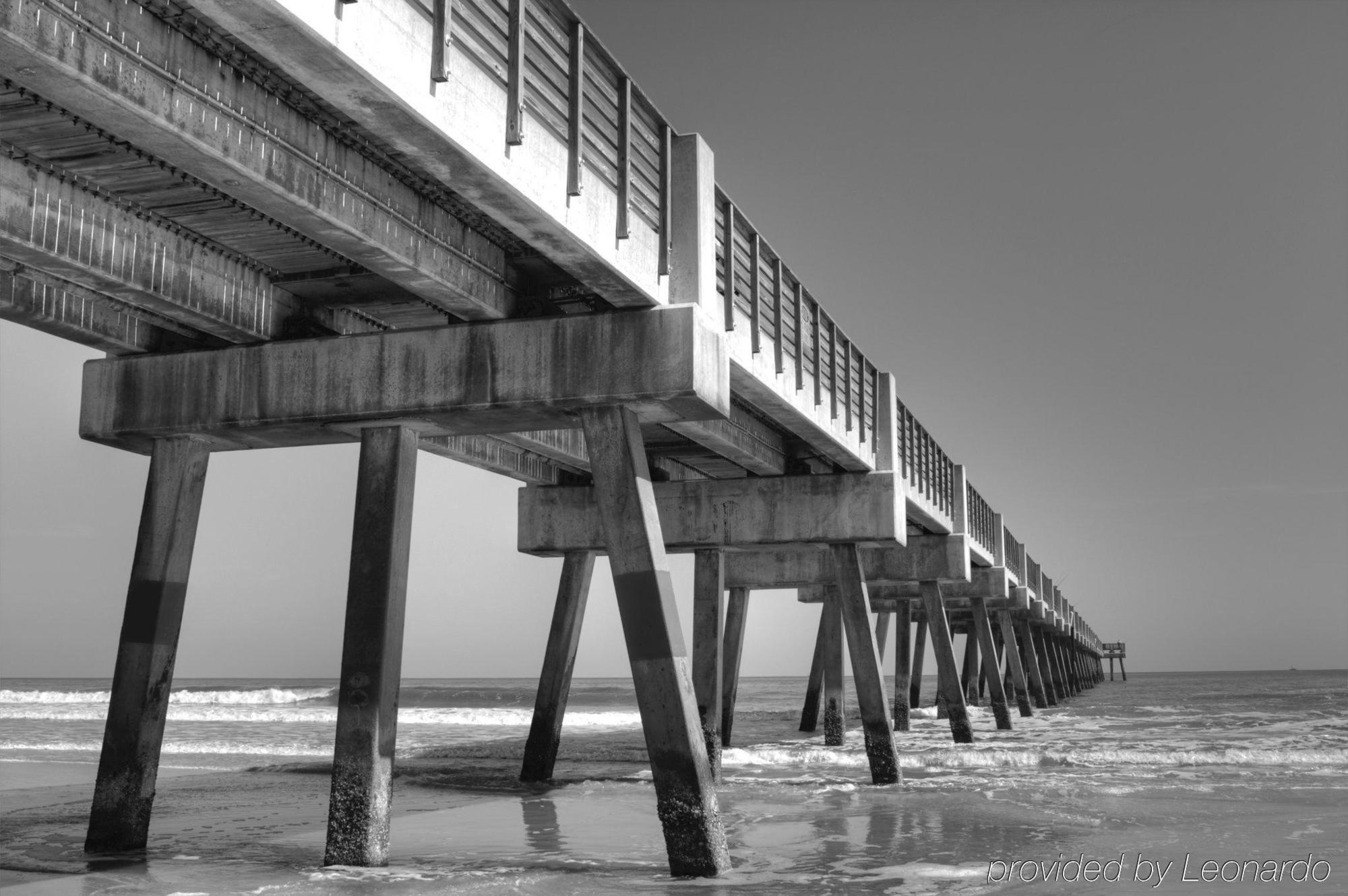 Days Inn By Wyndham Neptune Beach Jacksonville Beach Dış mekan fotoğraf
