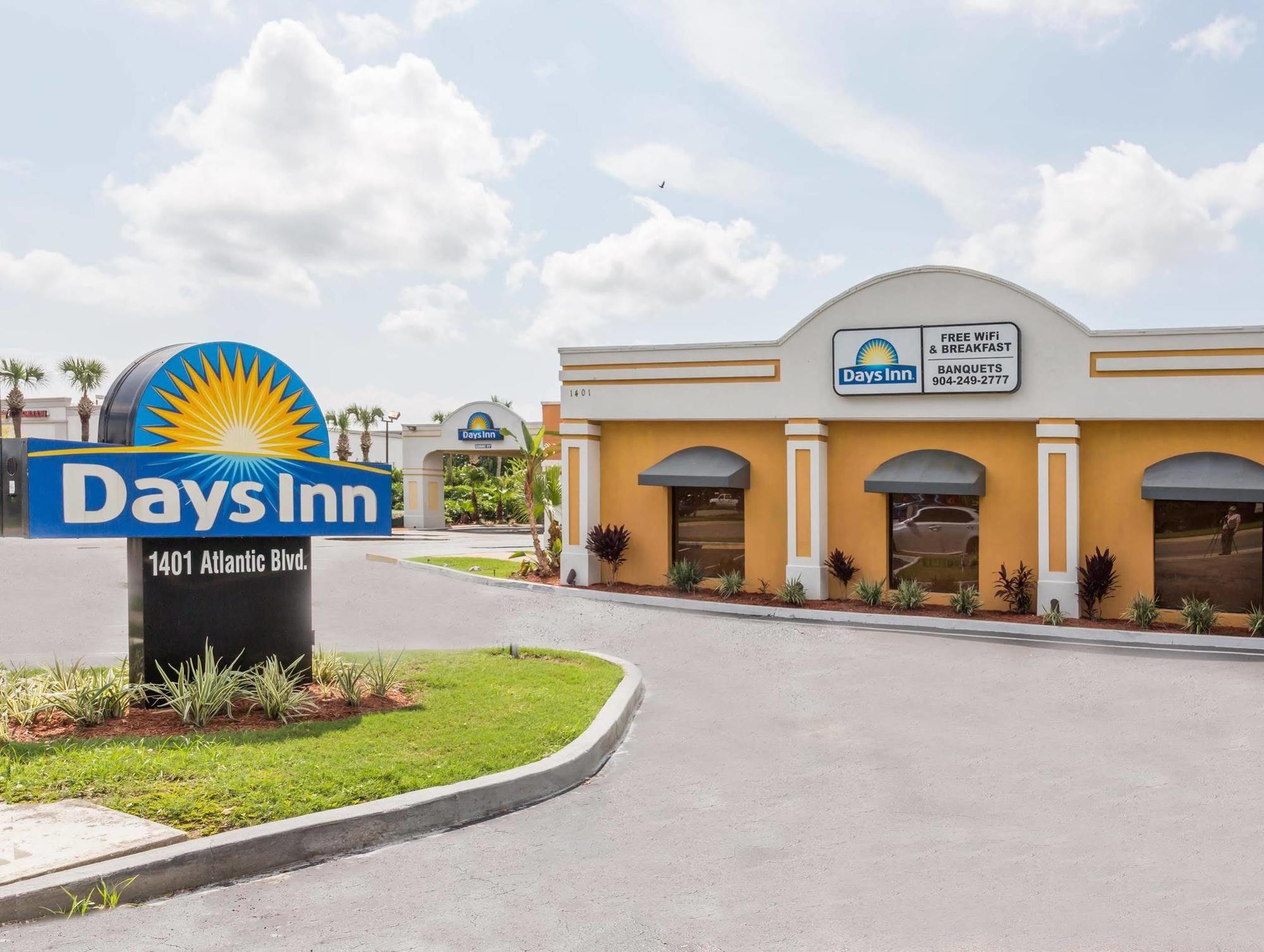 Days Inn By Wyndham Neptune Beach Jacksonville Beach Dış mekan fotoğraf