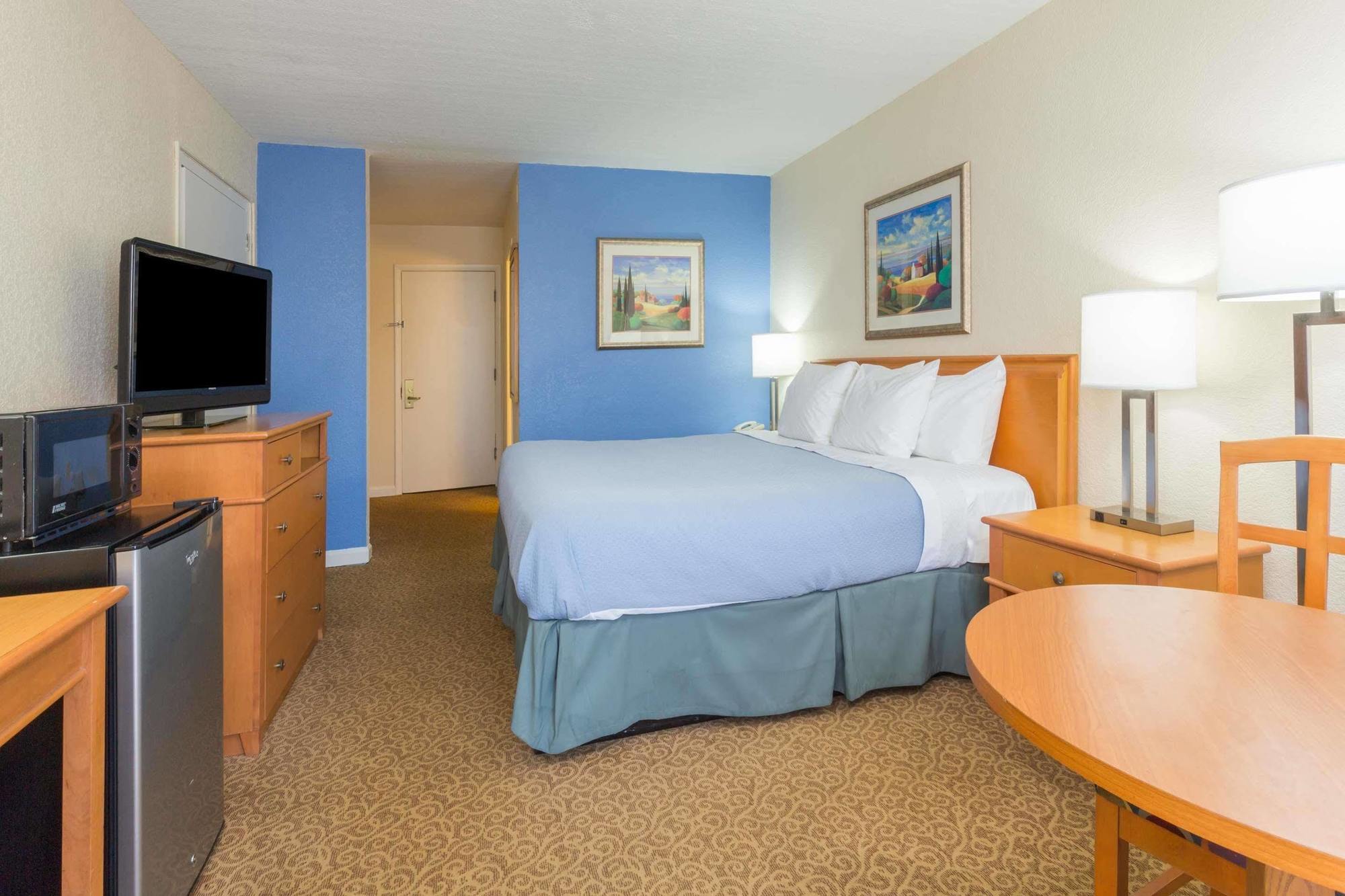 Days Inn By Wyndham Neptune Beach Jacksonville Beach Dış mekan fotoğraf
